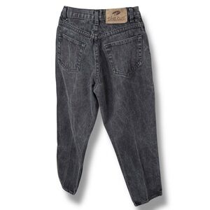 Vtg 90s high waisted faded black denim mom jeans “the cut” waist 26” grunge